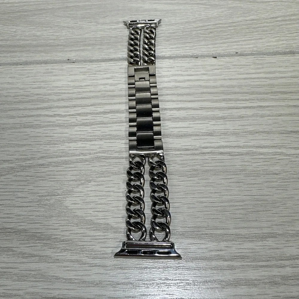 Apple Watch Band Metal Silvertone Chain Pattern